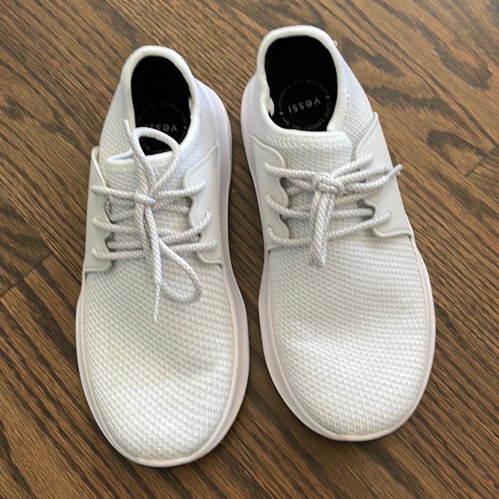 Vessi - Style:  Everyday - Pearl White - Size: 8W